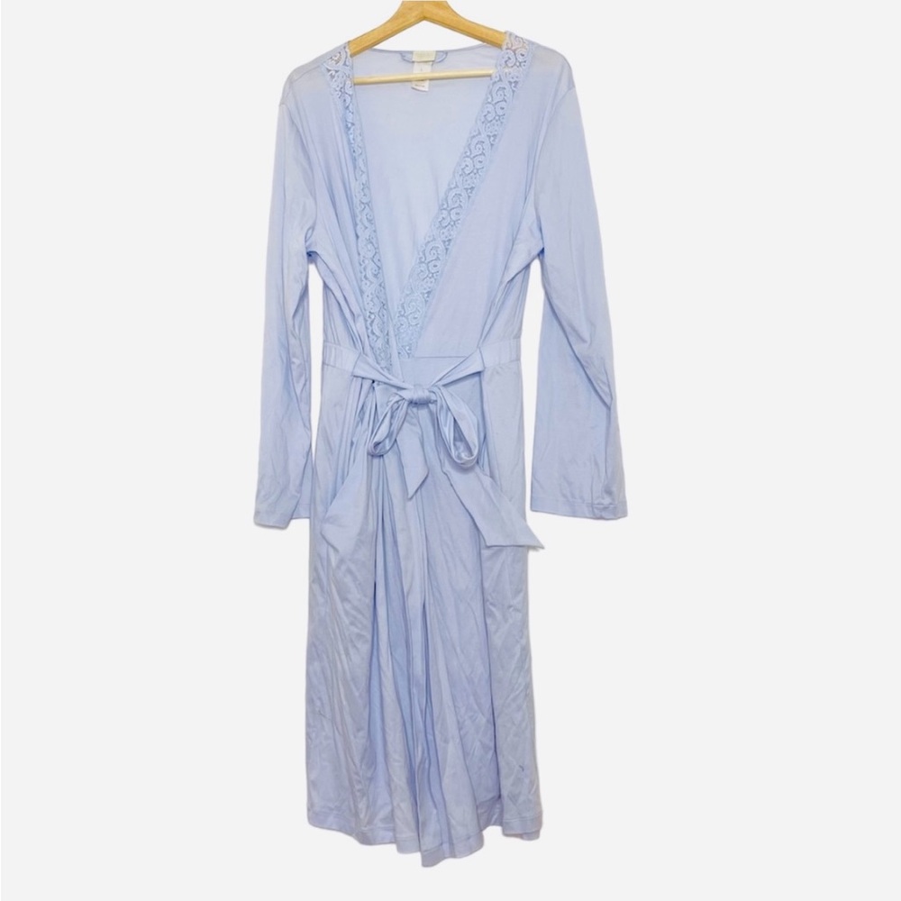 Like New Hanro Robe L